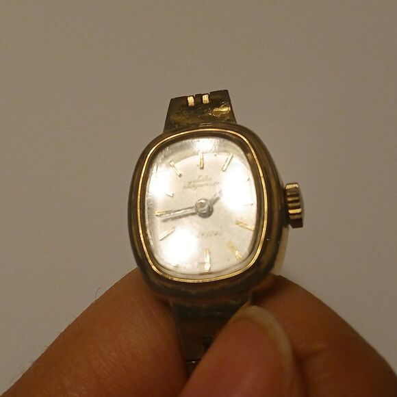 Vintage Jules Jurgensen Women\'s Gold Tone Mechanical Wristwatch France Est 1740 main image 9